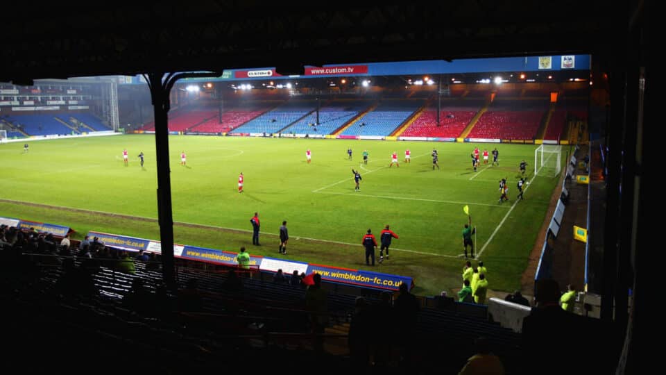 Wimbledon: Um time abandonado pela torcida