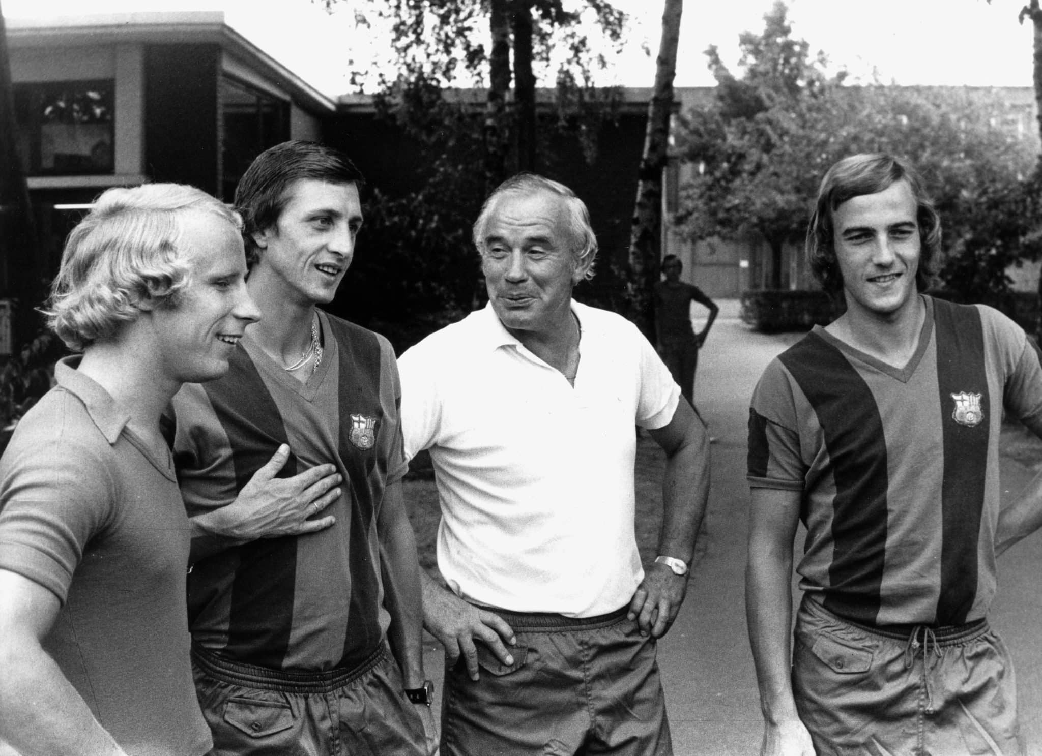 Johan Cruyff e Johan Neeskens com a camisa do Barcelona 