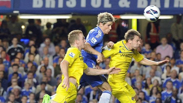 O russo que manda: Chelsea sofre, mas vira sobre Reading