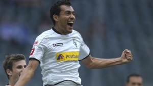 Arango: “Não devo nada a Cristiano Ronaldo como cobrador de faltas”