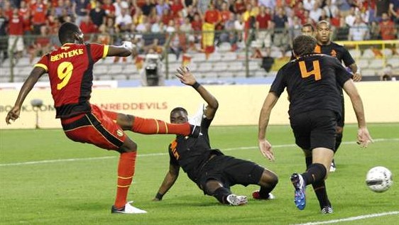 Holanda apaga contra a B&eacute;lgica e tem pior sequ&ecirc;ncia desde 54