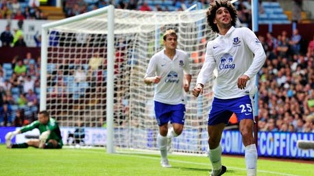 Fellaini: &ldquo;N&atilde;o tenho pressa para sair do Everton&rdquo;