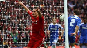 Liverpool libera Carroll ao West Ham por uma temporada