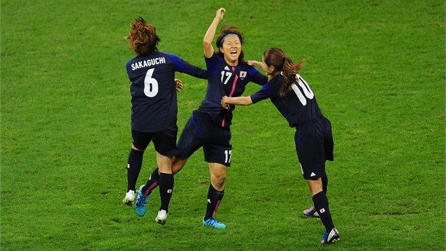 Jap&atilde;o passa aperto, mas bate Fran&ccedil;a e est&aacute; na final