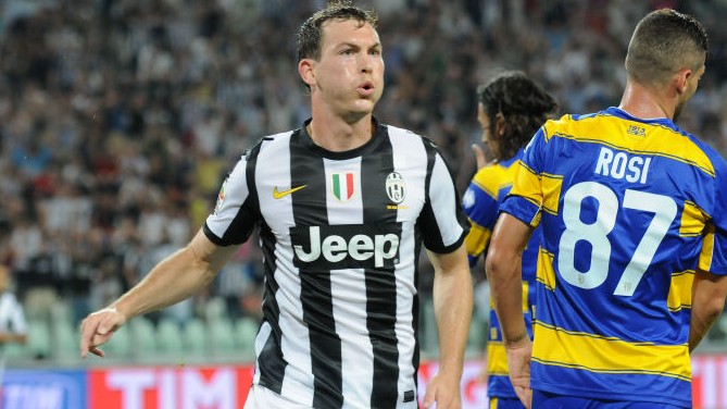 Juventus faz boa estreia e vence na estreia da Serie A