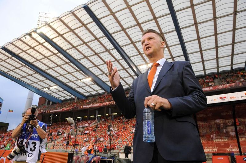 Van Gaal: &ldquo;Os erros individuais custaram caro ante a B&eacute;lgica&rdquo;