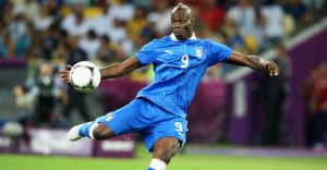 Robinho: “Esperamos que Balotelli faça o melhor pelo Milan”