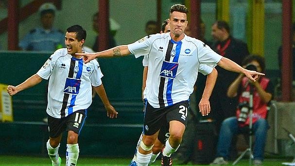 Sem brilho, Milan d&aacute; vexame em San Siro contra Atalanta