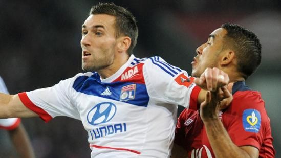 Lyon empata com o Lille, mas deixa Marseille escapar