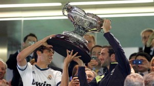 Mourinho: “Motivado, Kaká tem mais chances de jogar”