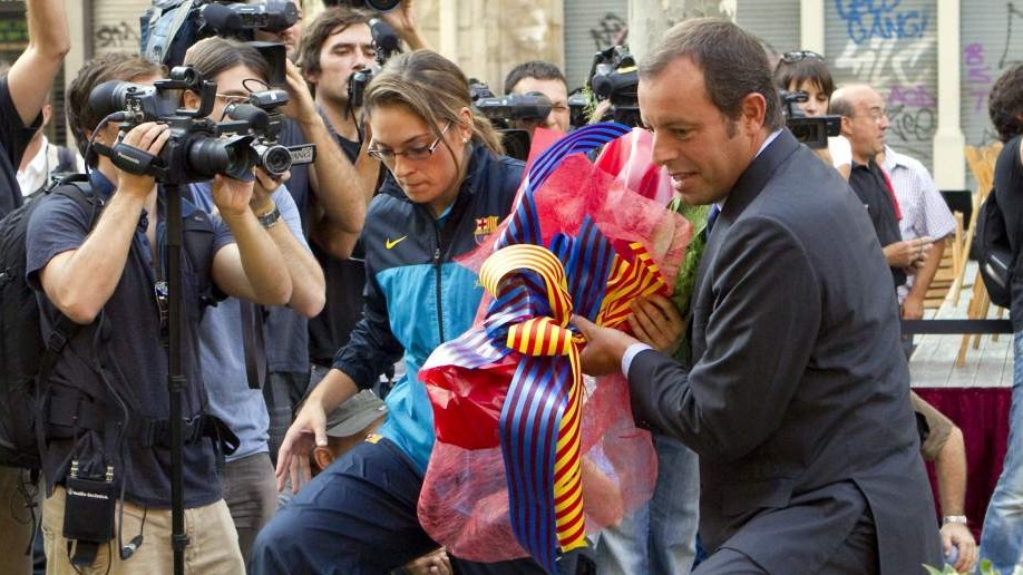 Rosell acusa City de assediar funcion&aacute;rios do Barcelona