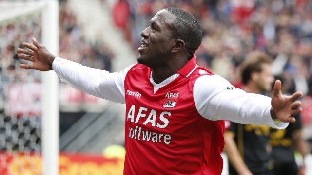 American way: Altidore marca tr&ecirc;s e AZ goleia Roda JC