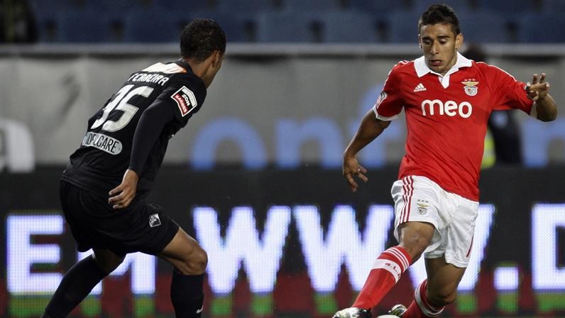 Brasileiro evita derrota do Benfica para a Acad&ecirc;mica