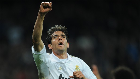 Daniel Alves: &ldquo;Se eu fosse Kak&aacute;, j&aacute; teria sa&iacute;do do R.Madrid&rdquo;