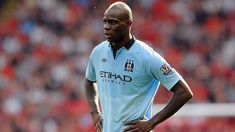 &ldquo;Balotelli pode ser como C. Ronaldo ou Messi&rdquo;, diz Mancini