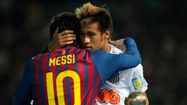 Dani Alves: &ldquo;Quero ver Neymar e Messi juntos no Barcelona&rdquo;