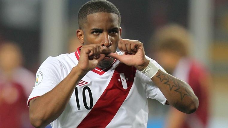 Fraf&aacute;n &eacute; o destaque da sele&ccedil;&atilde;o peruana