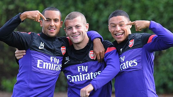 Afastado desde 2011, Wilshere volta aos treinos no Arsenal