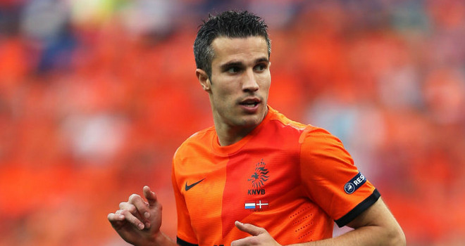 Van Persie: “Vou lutar para ser titular da Holanda”