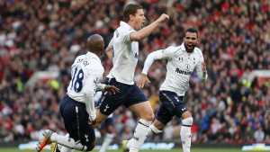 Spurs derrubam Man Utd no Old Trafford