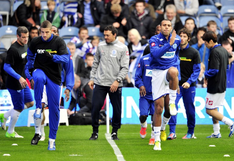Jogadores de QPR e Everton tamb&eacute;m boicotam camisa anti-racismo