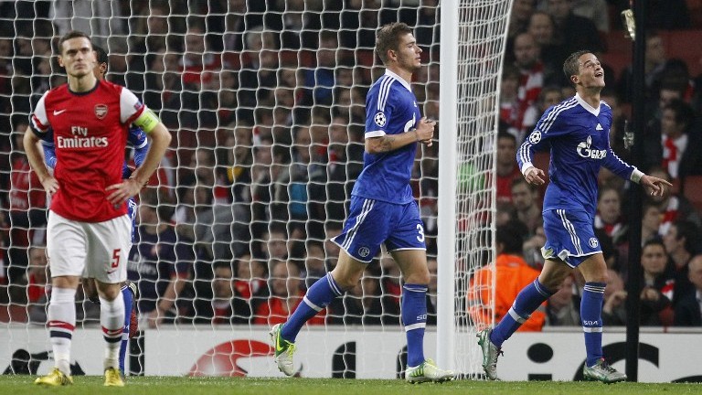 Impotência: Arsenal toma rasteira do Schalke em Londres