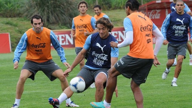 Lugano: “Eu merecia receber outro tratamento no PSG”