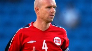 Noruegueses propõem 12º jogador para time goleado