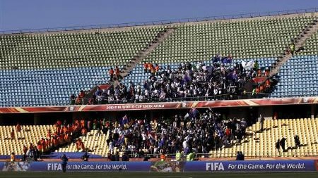 Fifa tenta evitar estádios vazios na Copa 2014