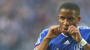 Do Peru! Farfán dá vitória ao Schalke contra Nürnberg