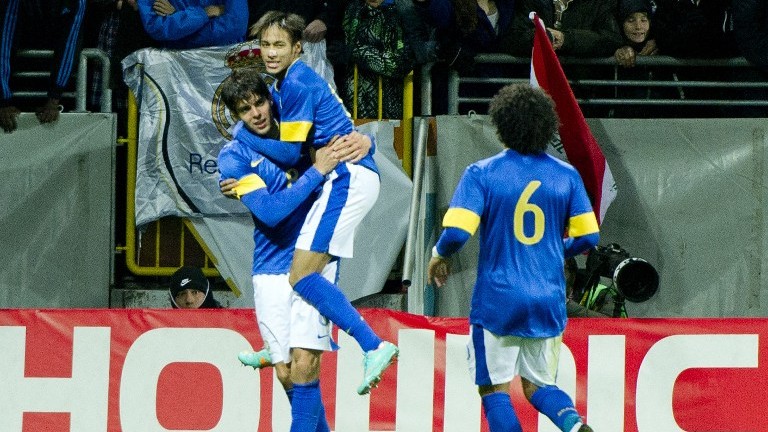 Bem-vindo! Kaká marca em goleada sobre Iraque