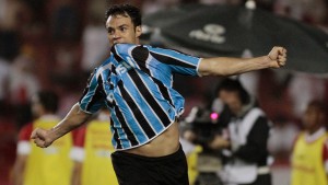 Kleber Gladiador: “Quero Corinthians campeão mundial, mas não gostaria que Palmeiras caísse”