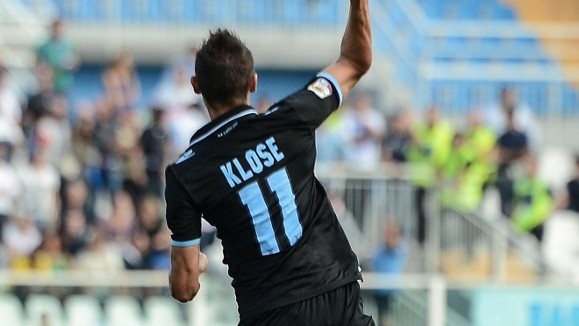 Dupla dinâmica: Hernanes e Klose garantem vitória da Lazio