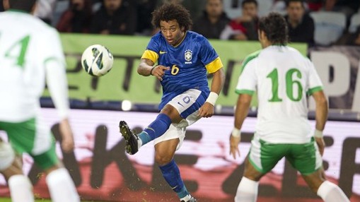 Marcelo sofre fratura no p&eacute; e s&oacute; voltar&aacute; a jogar em 2013