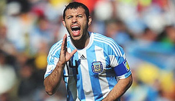Mascherano: &ldquo;Com seis pontos, estaremos perto da Copa&rdquo;