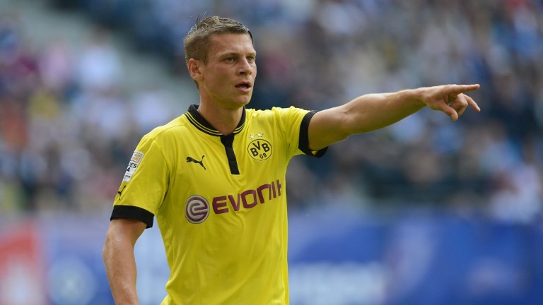 Piszczek renova contrato com o Dortmund at&eacute; 2017
