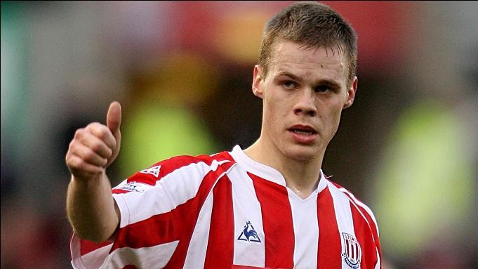 Ferdinand fora e Shawcross &eacute; o novo Terry na Inglaterra