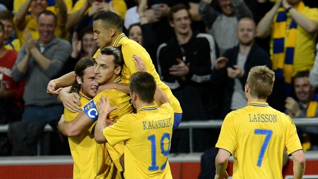 Ibrahimovic comemora o gol magistral contra os ingleses