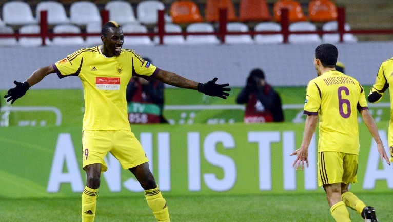 Lado B: Anzhi se garante contra time reserva do Liverpool