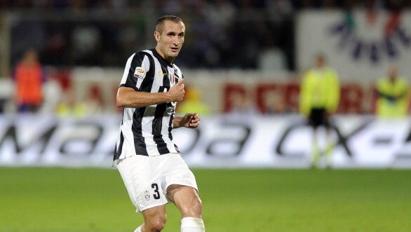 Chiellini ser&aacute; desfalque da Juventus por at&eacute; 2 meses