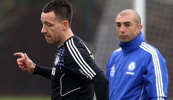 Di Matteo exalta retorno de Terry ap&oacute;s suspens&atilde;o