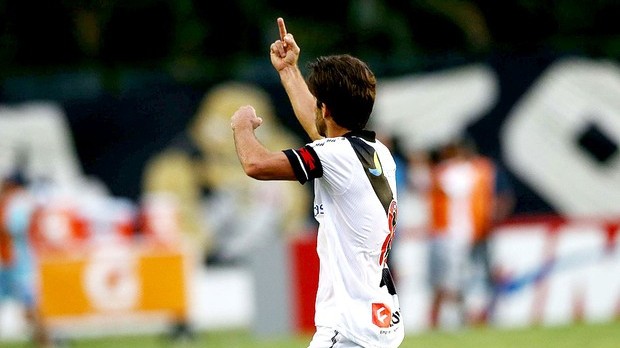 &ldquo;Juninho perdeu a condi&ccedil;&atilde;o de &iacute;dolo do Sport&rdquo;, diz presidente
