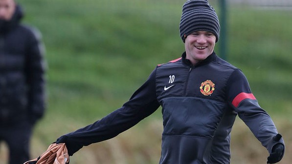 United poupa nove e pega Galatasaray cheio de garotos