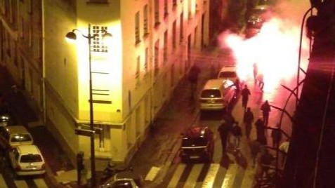 Torcedores de PSG e Dinamo entram em confronto em Paris