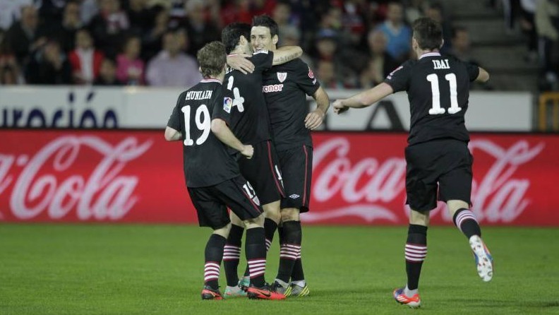 Llorente no bolso: Aduriz n&atilde;o perdoa em triunfo do Athletic