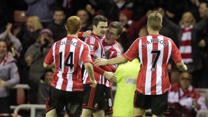 City vacila contra o Sunderland e Chelsea volta a se aproximar