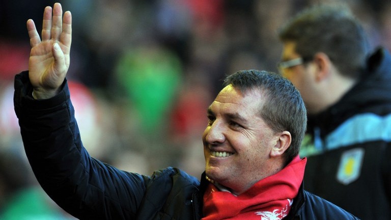 Por gl&oacute;rias no Liverpool, Rodgers evoca lendas