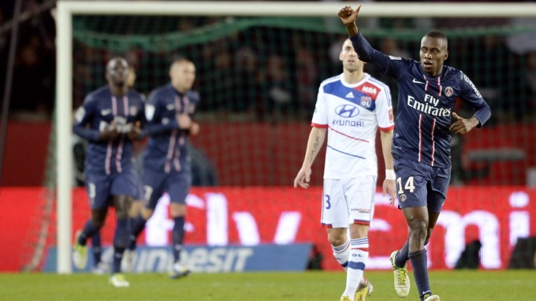 Três na ponta: PSG vence Lyon e os dois lideram junto ao OM