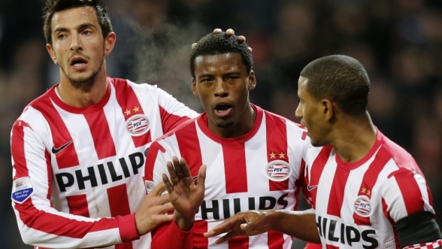 Ningu&eacute;m na frente: PSV bate Twente e se isola na lideran&ccedil;a