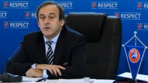 Platini: “Tecnologia na linha do gol é muito cara para a Uefa”